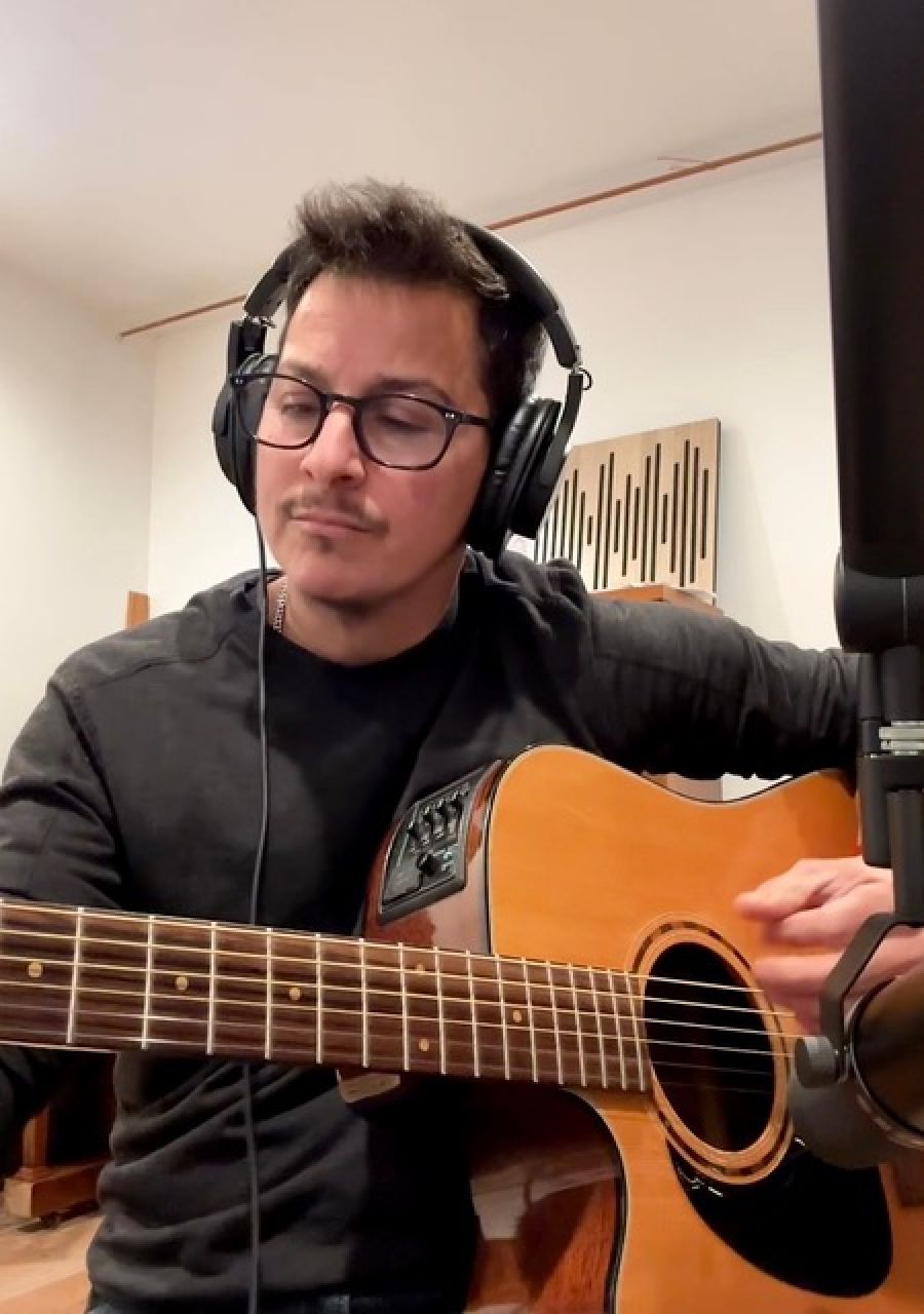 Mar Perez-Albela | Teacher at Asheville Music School